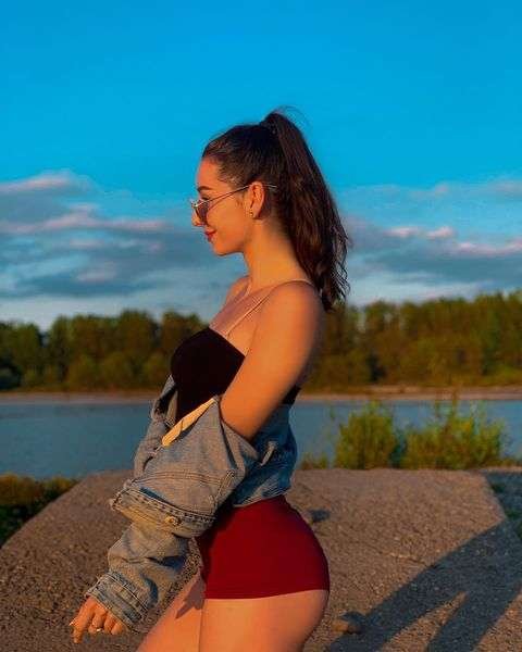 Alexa Ukraine escort in Delhi (4)