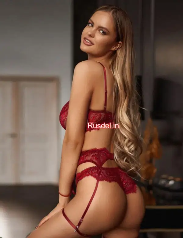 Alejandra Russian escort in Delhi Aerocity near JW Marriott Hotel (4)