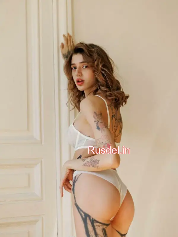 Alesya Russian escort in Pune (1)