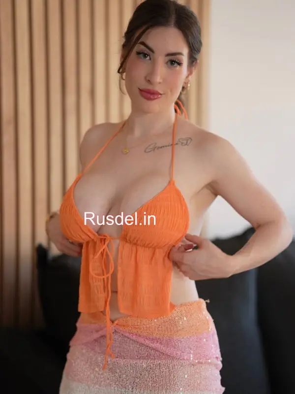 Liza Arabic escort in Delhi for VIP client (3)