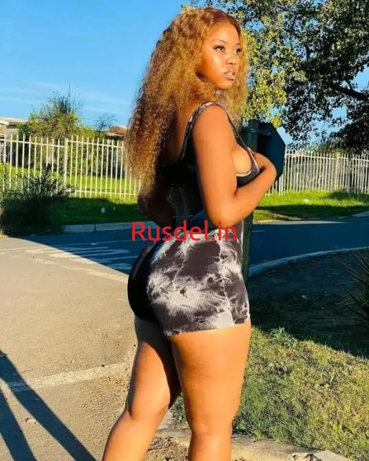 African escorts in Delhi (9)