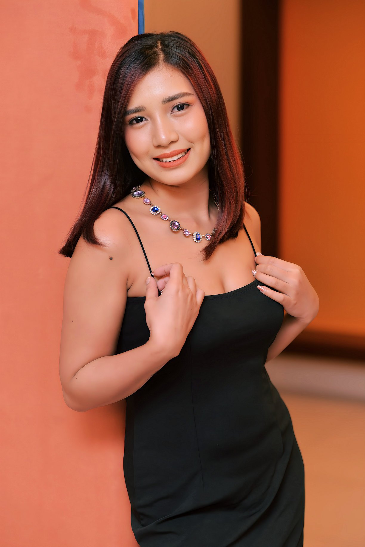 Cheenu Filipino Escort in Delhi (3)