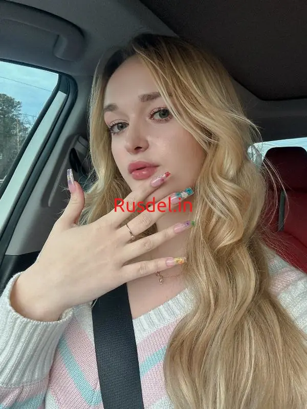 Louise Russian escort in Jaipur (1)
